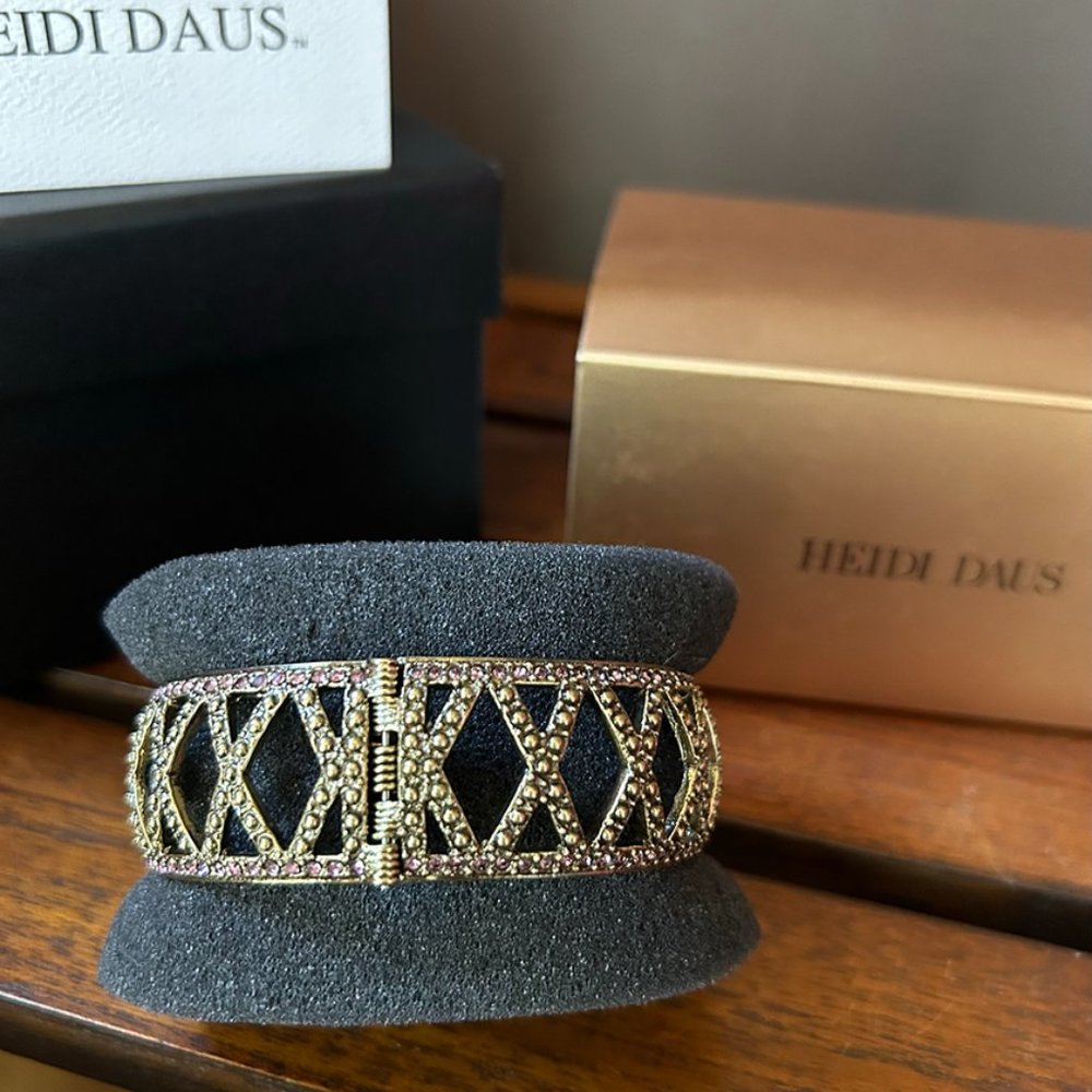 HEIDI DAUS Everlasting Elegance Watch/Bangle - Amethyst - Picture 7 of 8